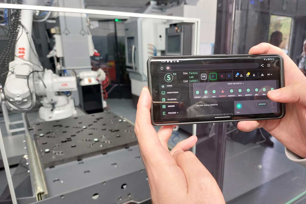 Control de la producción con la plataforma de automatización MIC desde un dispositivo móvil.